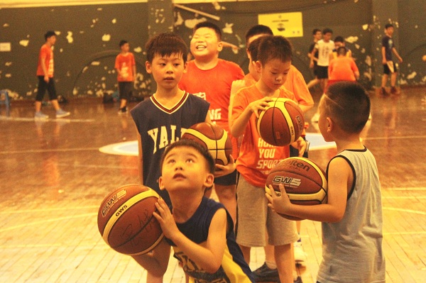 拱墅区小学生军事夏令营